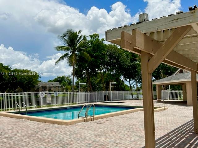 2421 NW 96th Ter # 20N