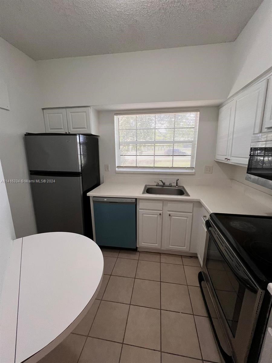 2421 NW 96th Ter # 20N