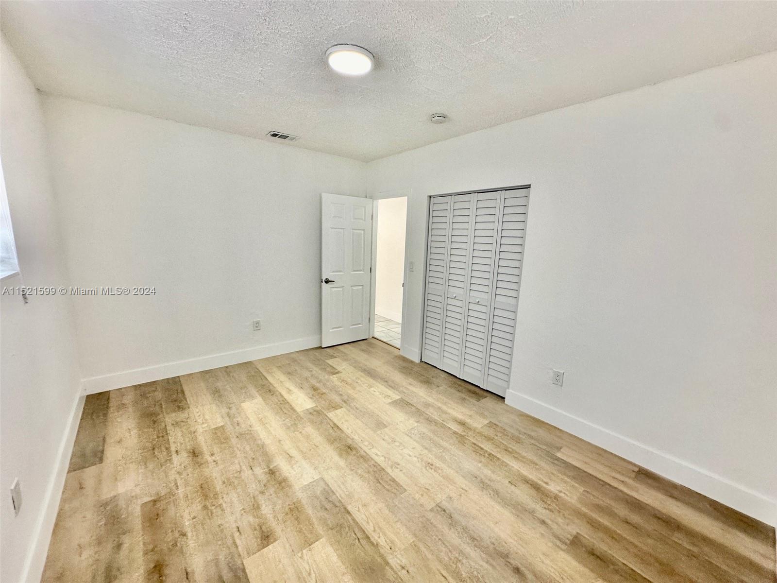 1535 NW 53rd St # 1535