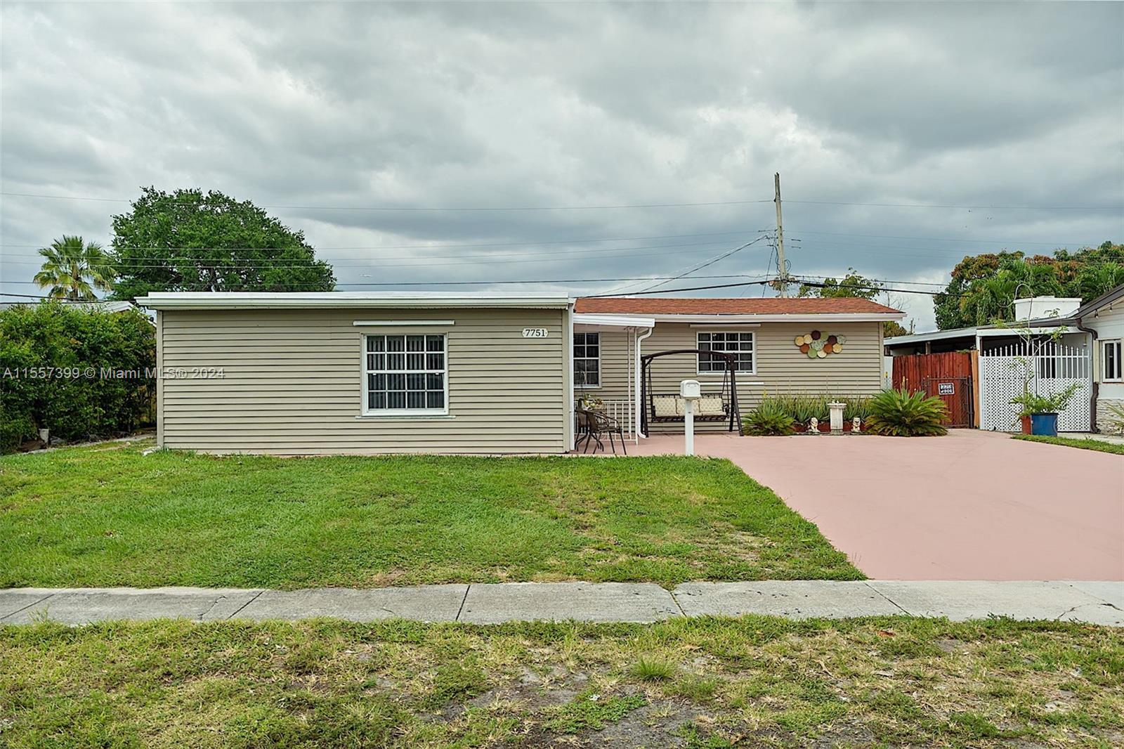 7751 NW 35th St