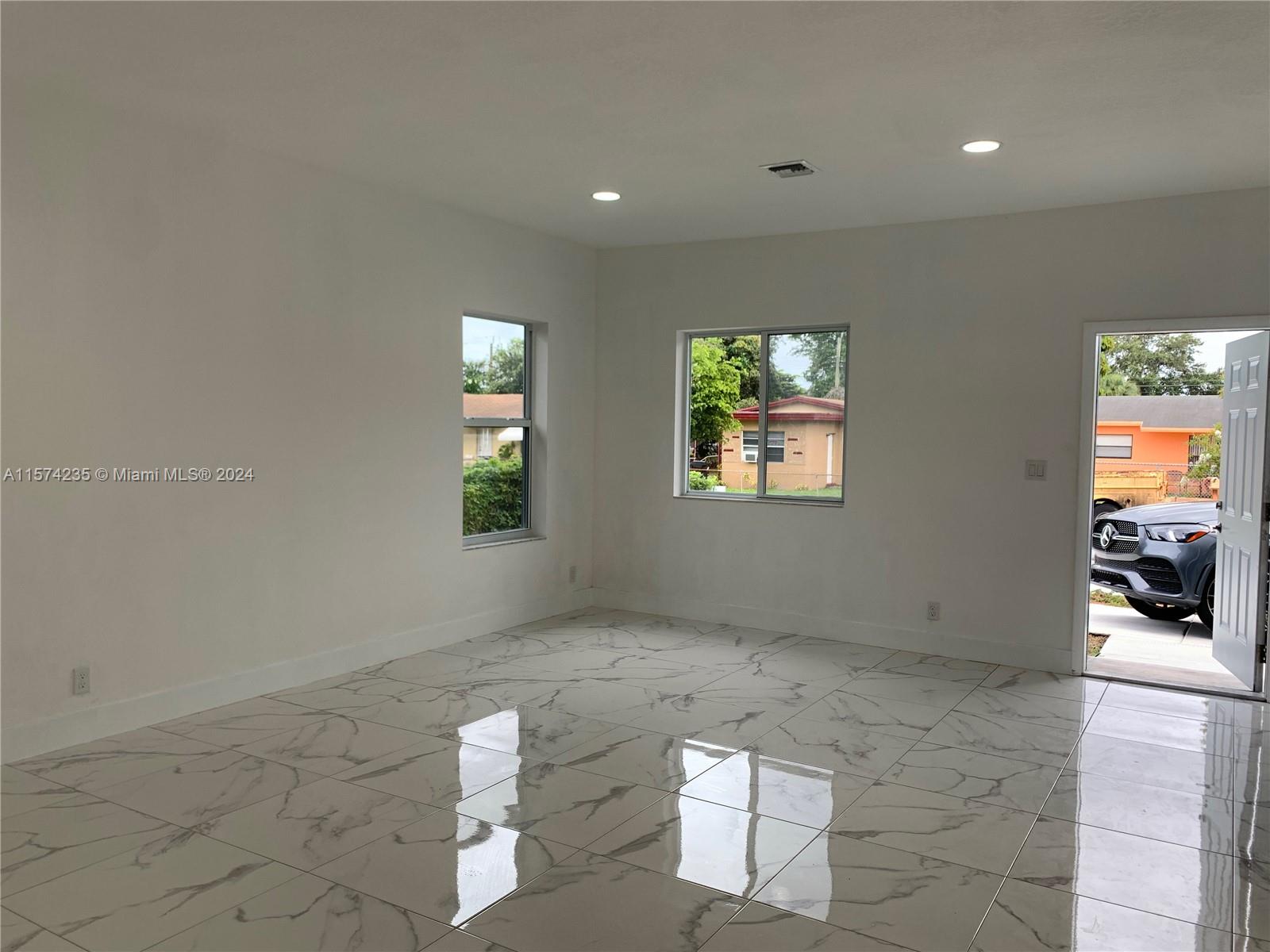 2305 NW 6th Pl
