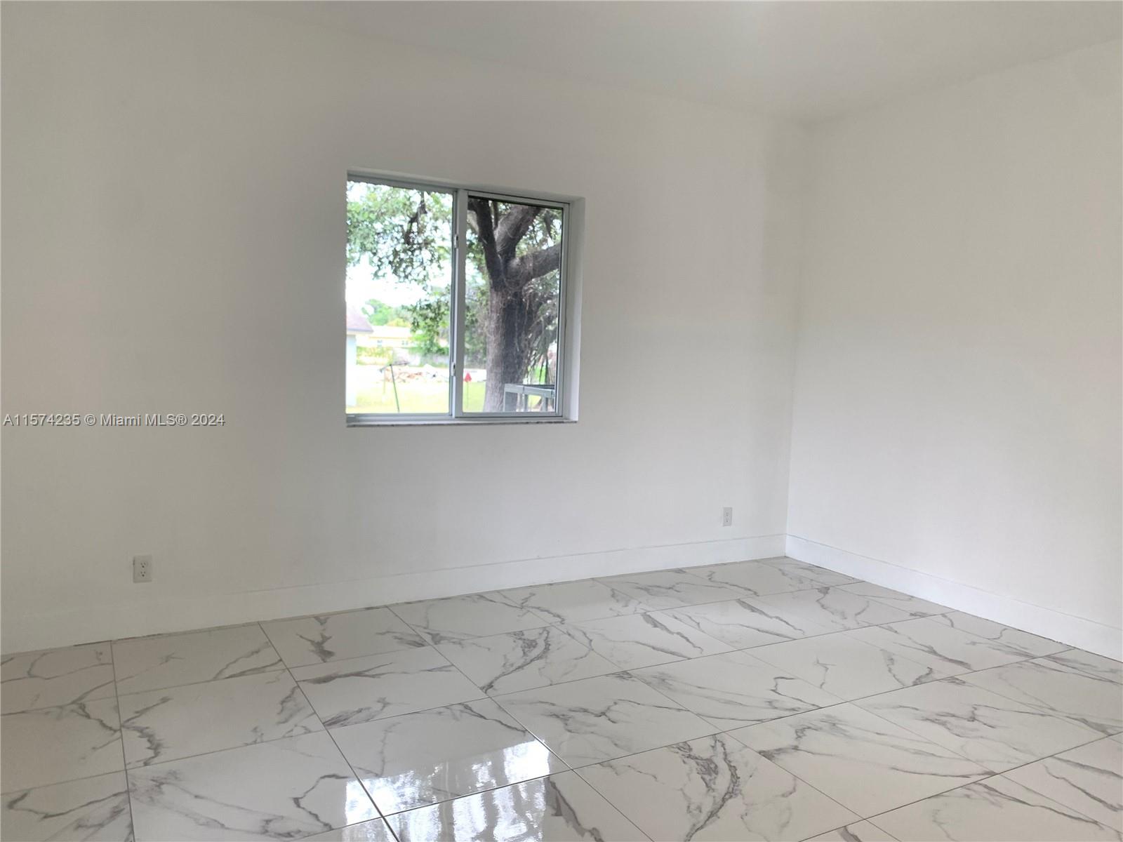 2305 NW 6th Pl