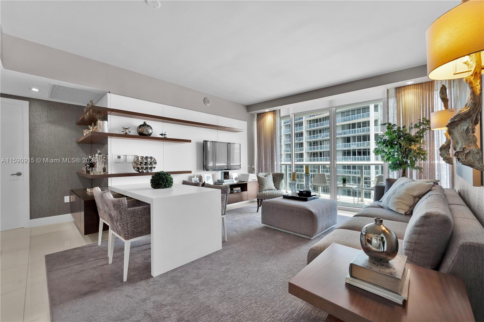 475 Brickell Ave # 5013