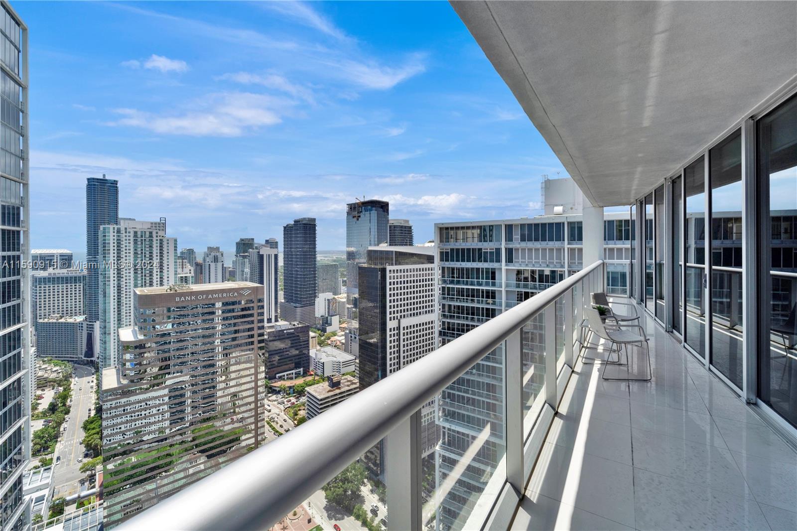 475 Brickell Ave # 5013