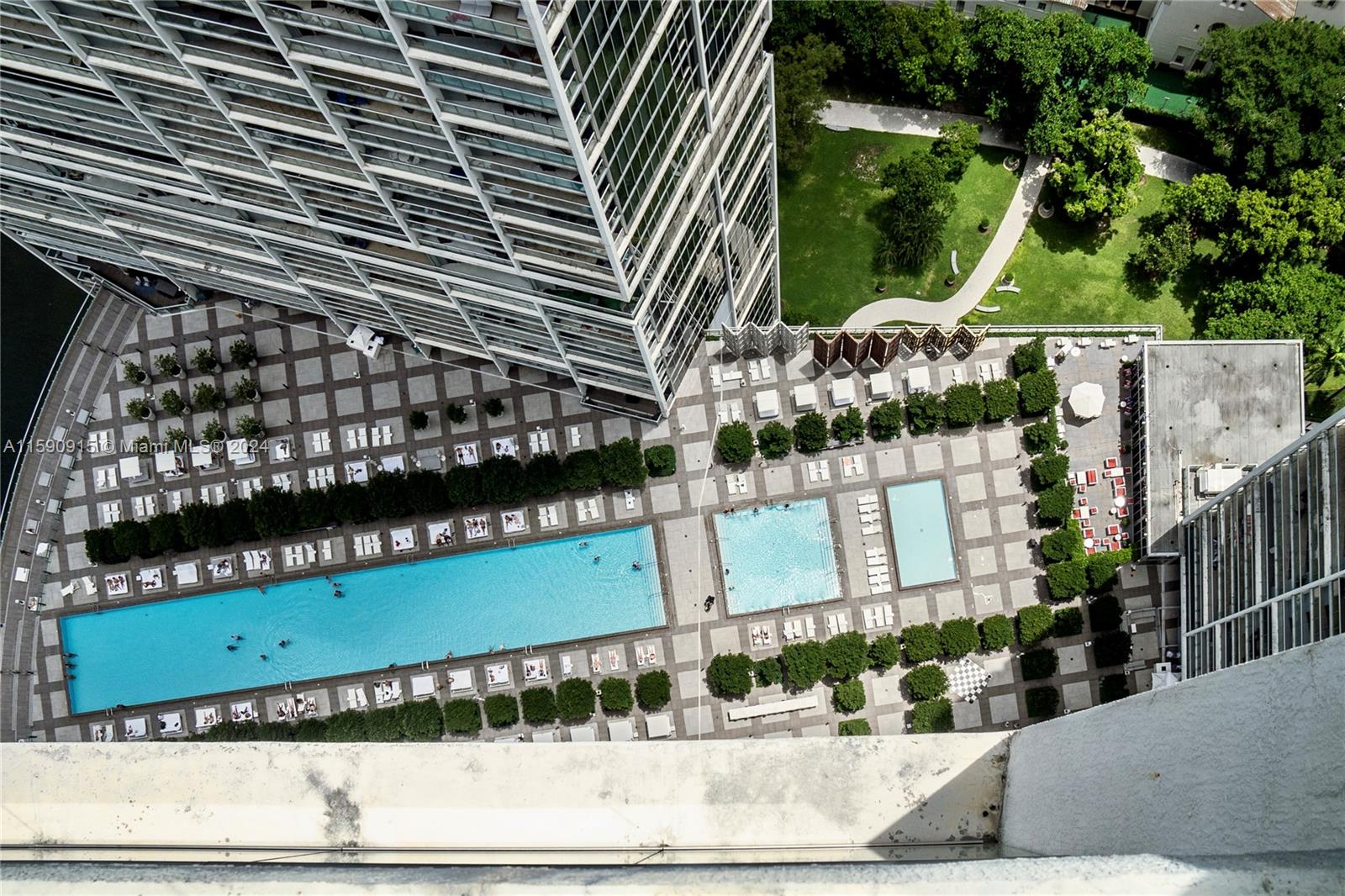 475 Brickell Ave # 5013