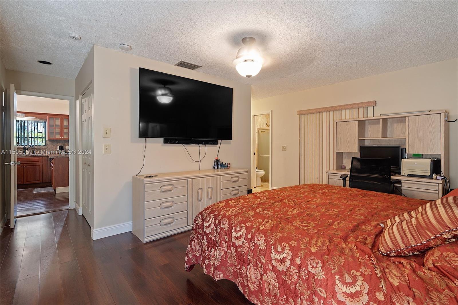 1760 SW 86th Ter
