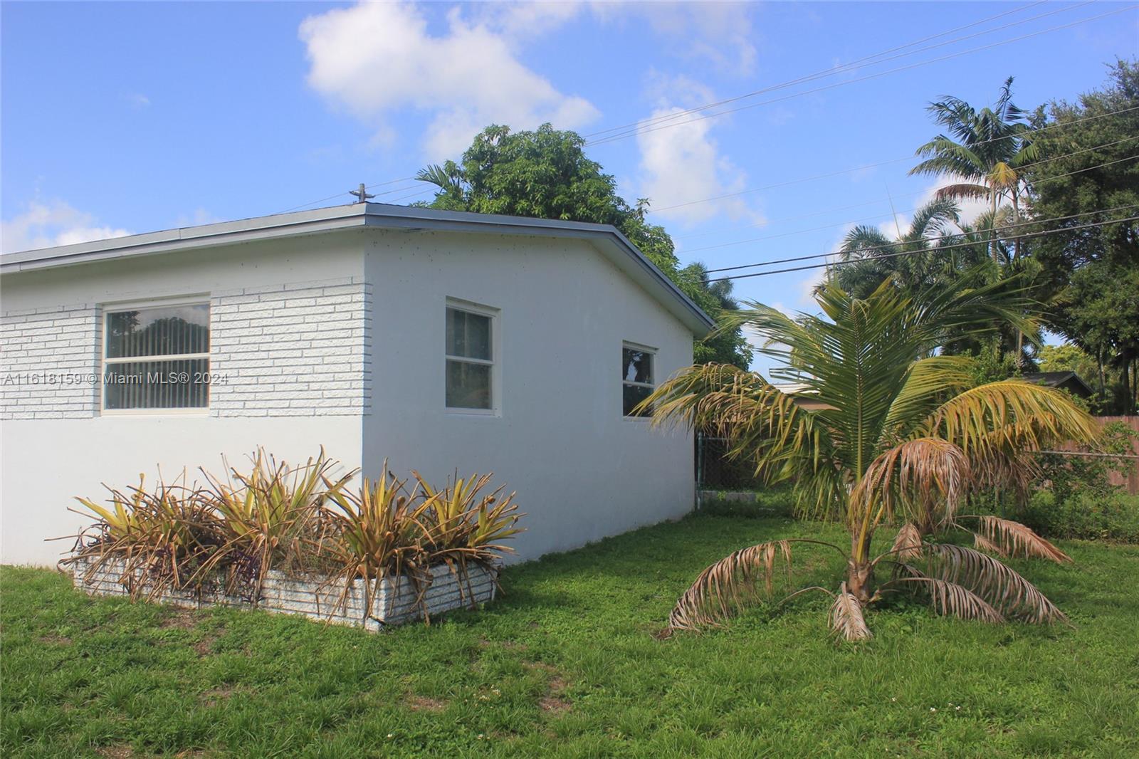 301 N 70th Ave