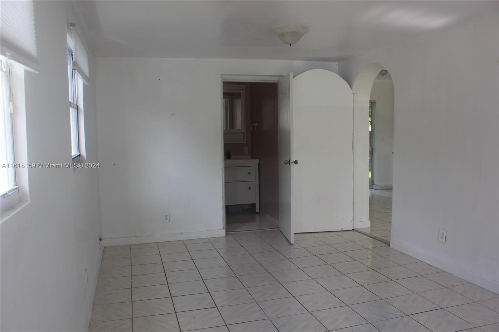 301 N 70th Ave