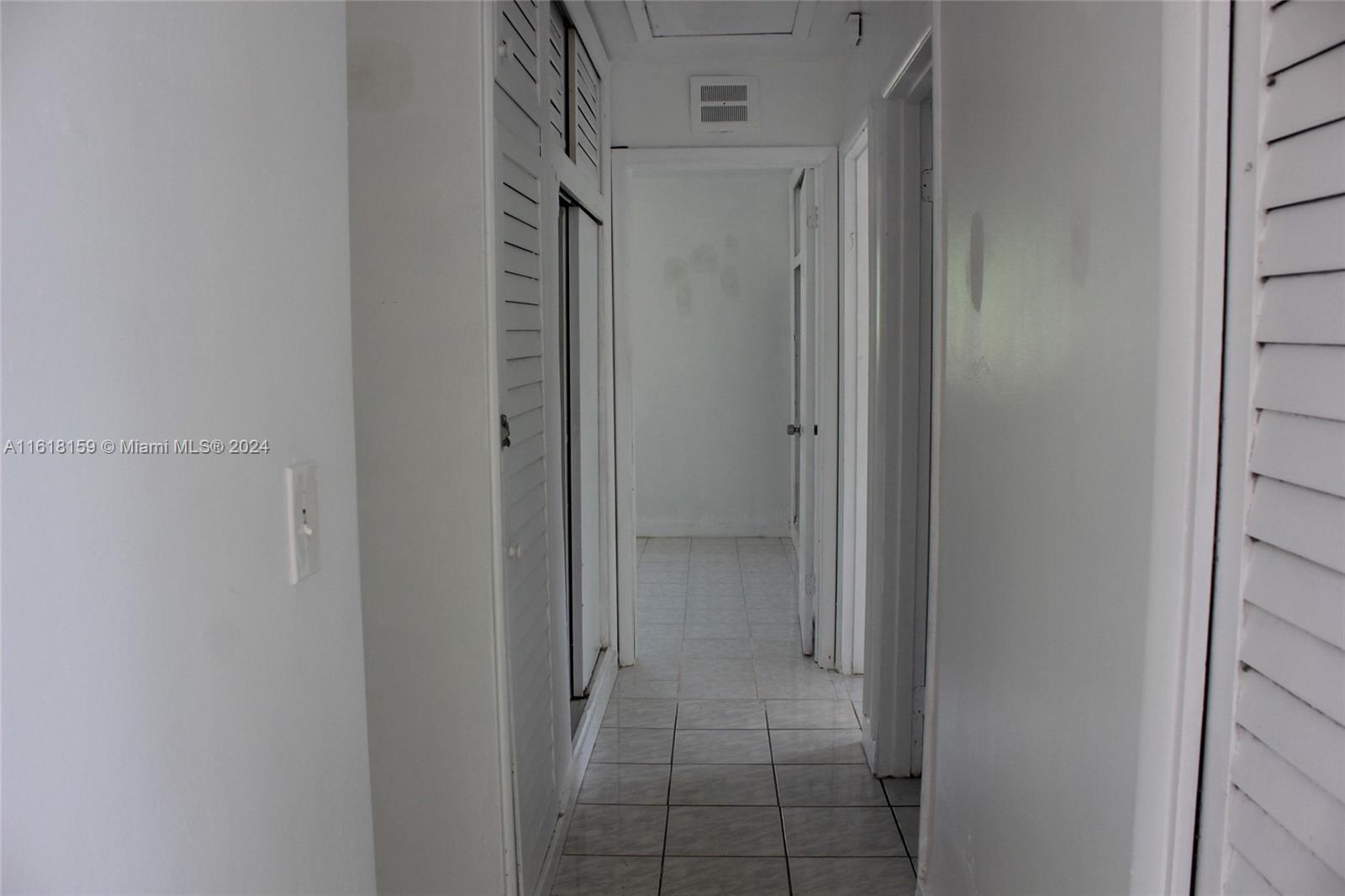 301 N 70th Ave