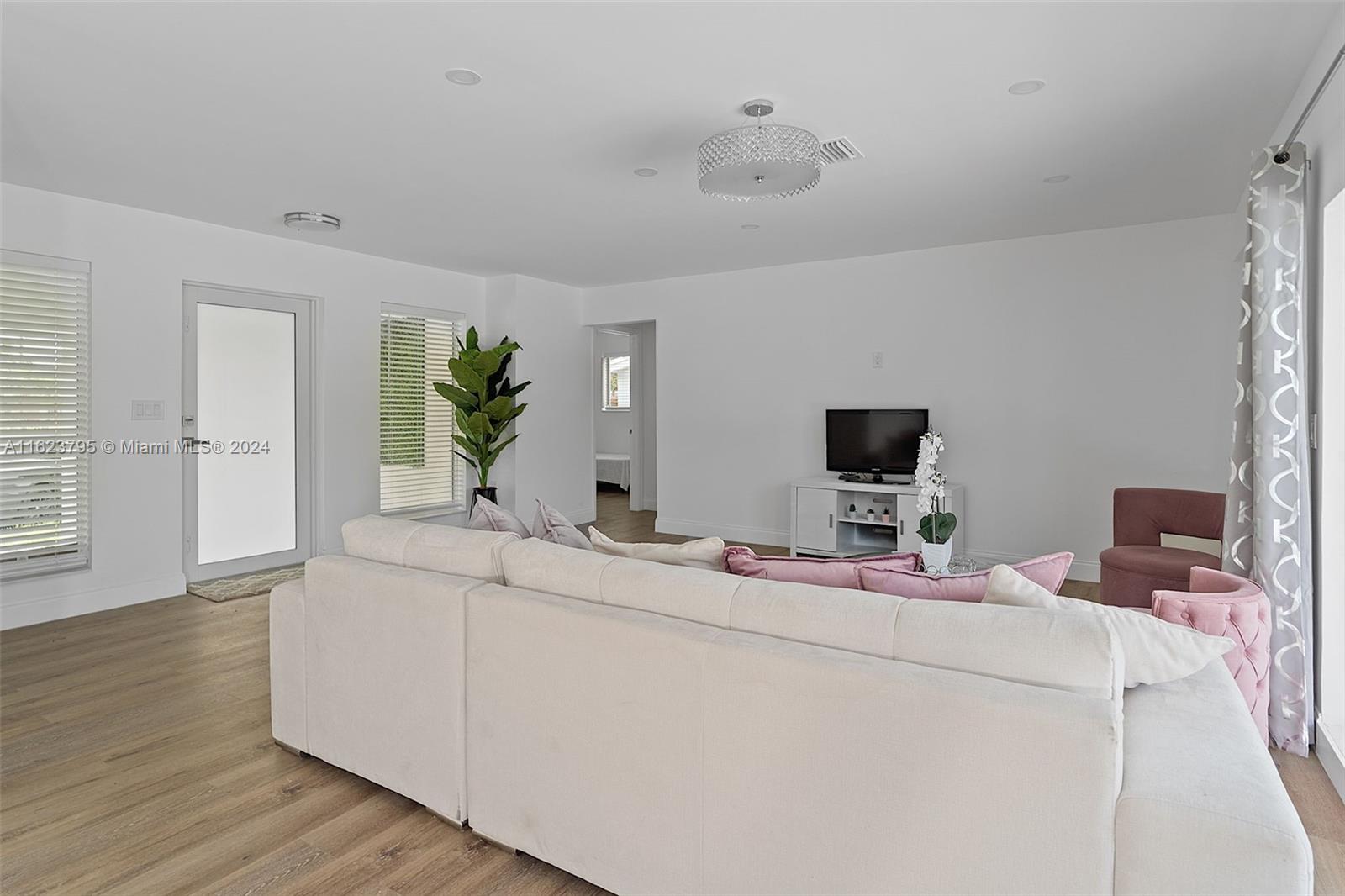 3705 Garden Lane