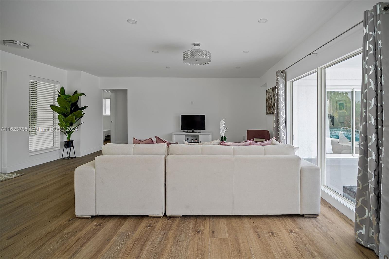 3705 Garden Lane