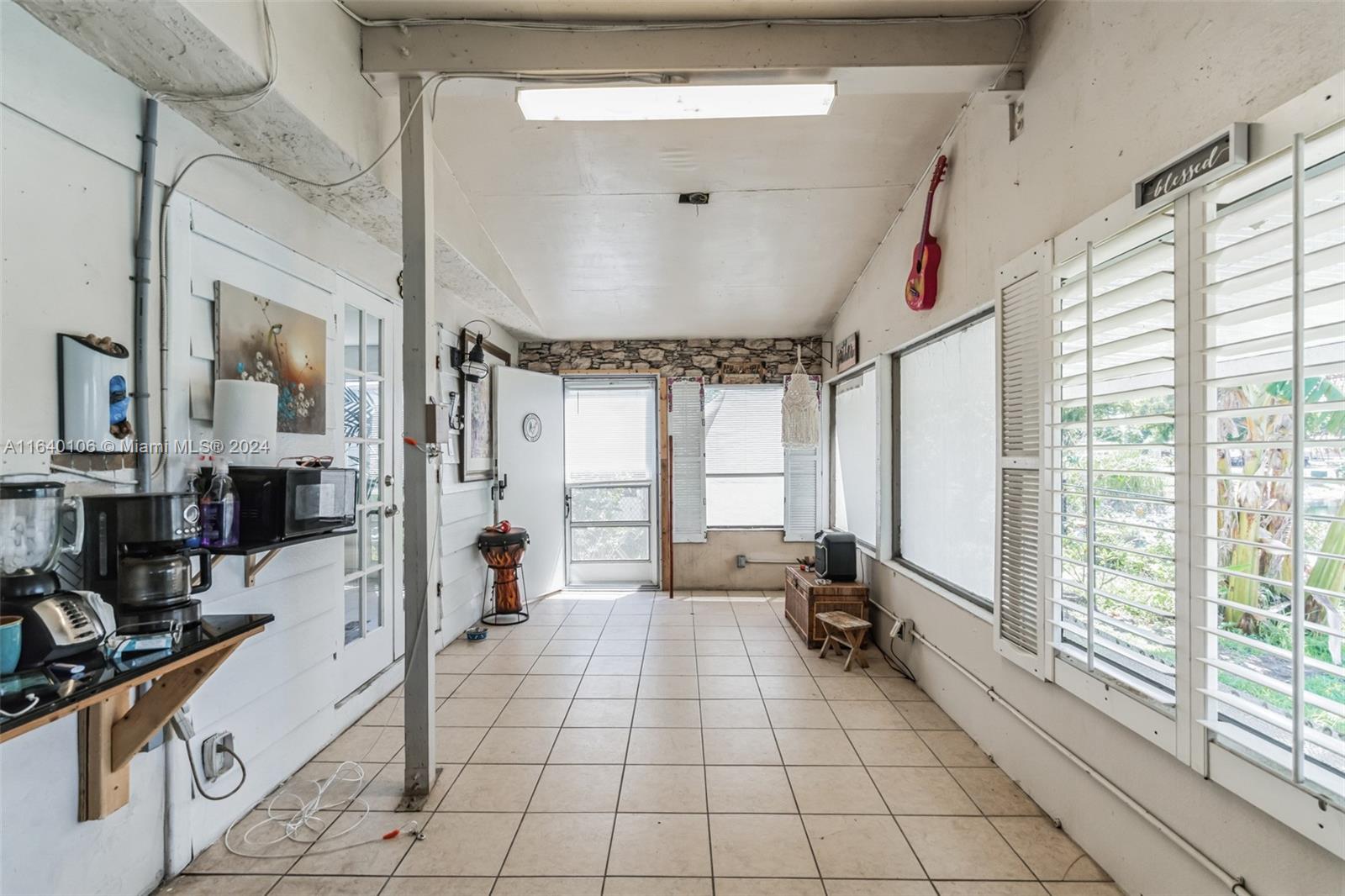 21610 NW 7th St