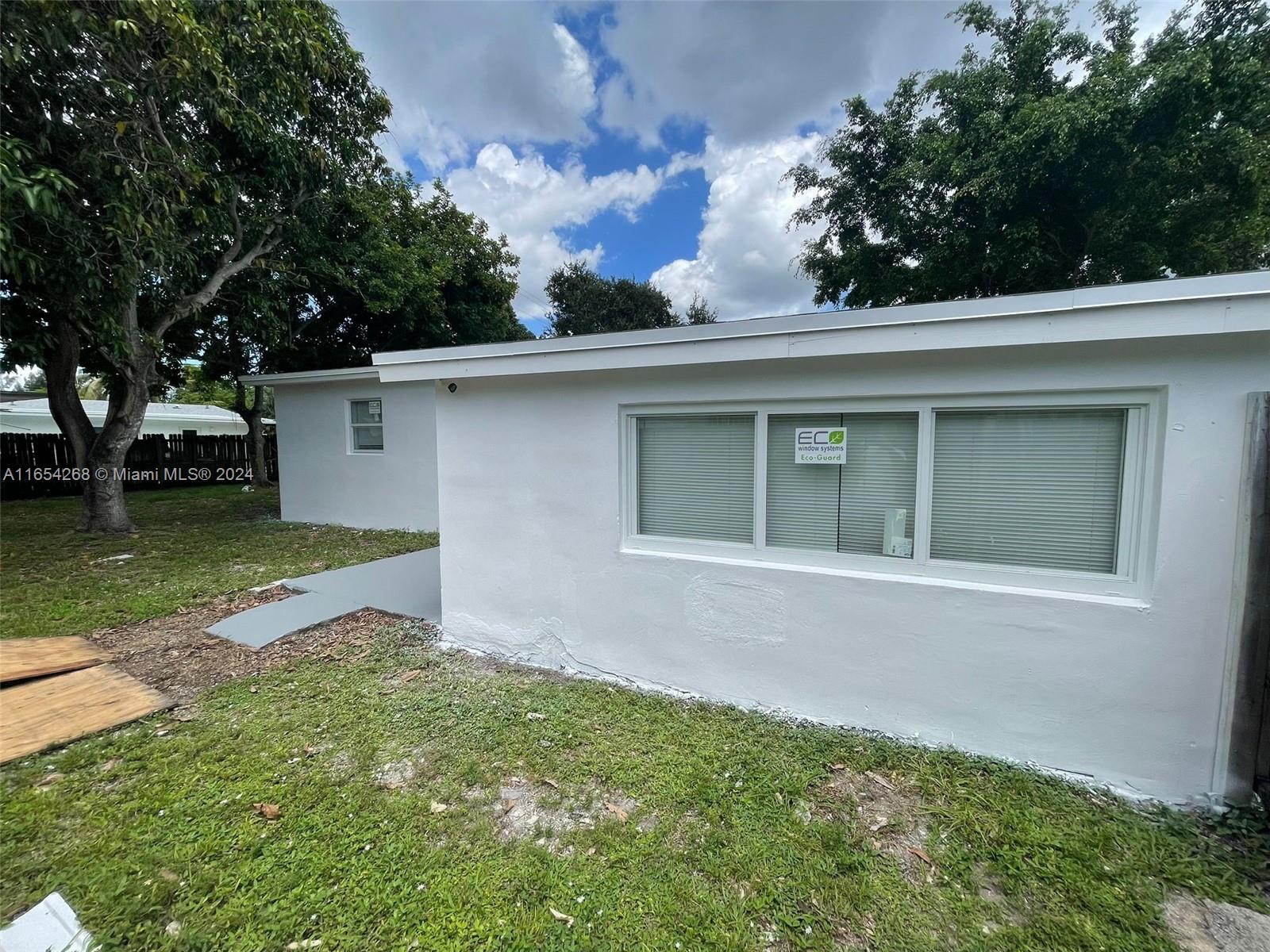 1173 NW 43rd Ter # 0