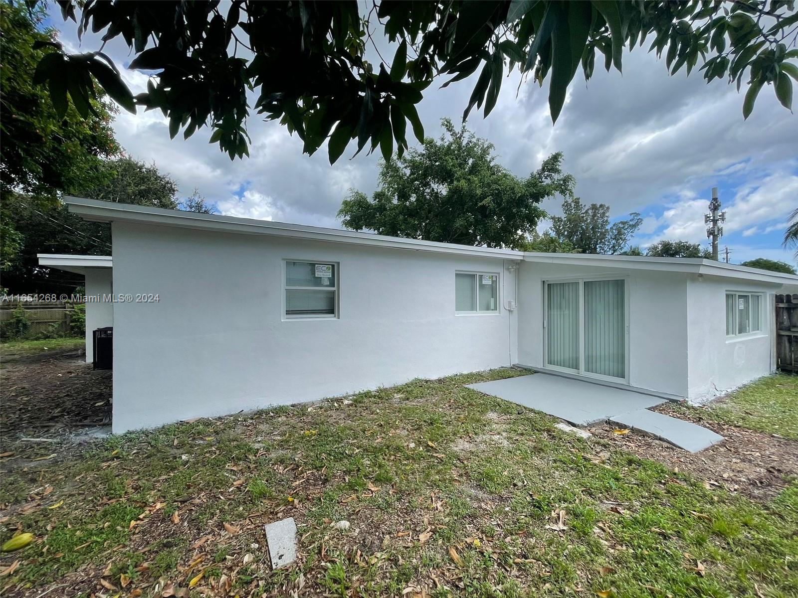 1173 NW 43rd Ter # 0