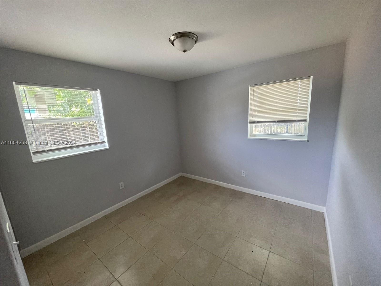 1173 NW 43rd Ter # 0