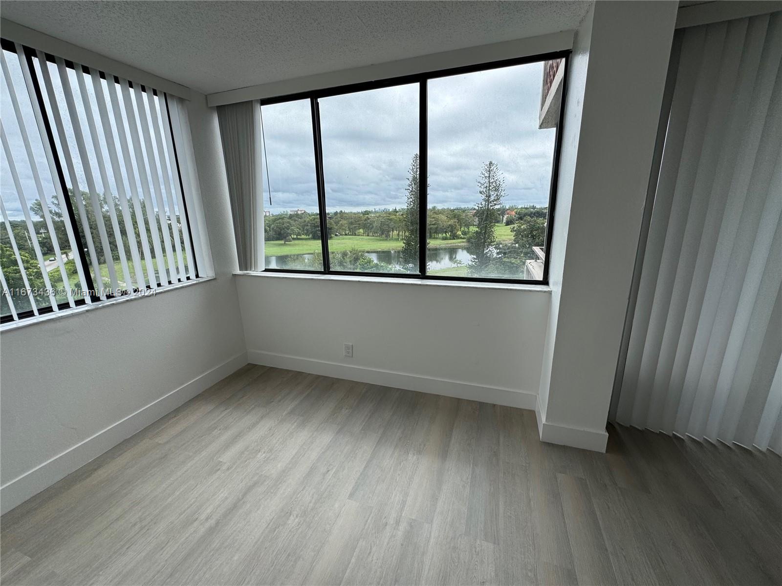 4222 Inverrary Blvd # 4610