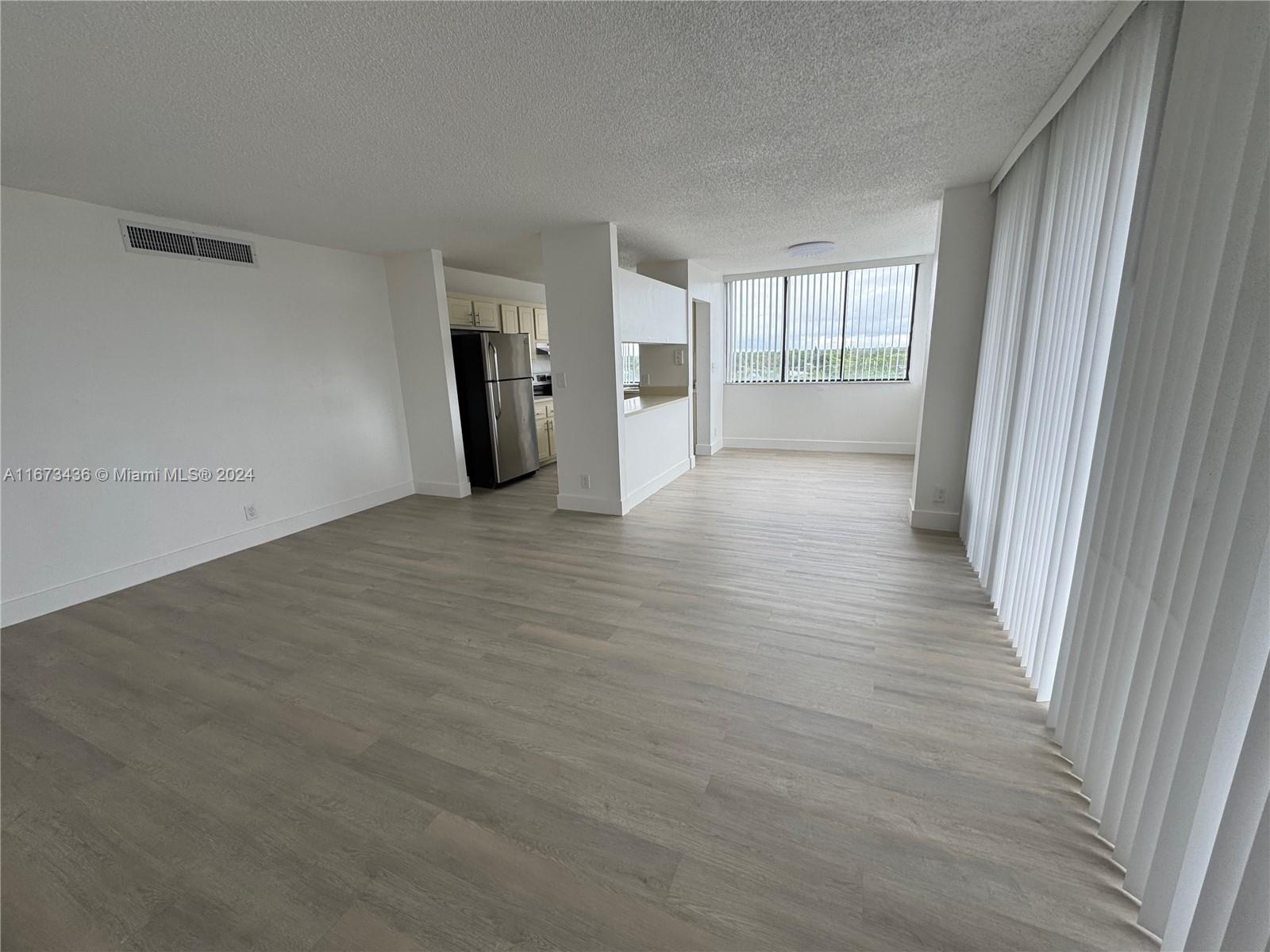 4222 Inverrary Blvd # 4610