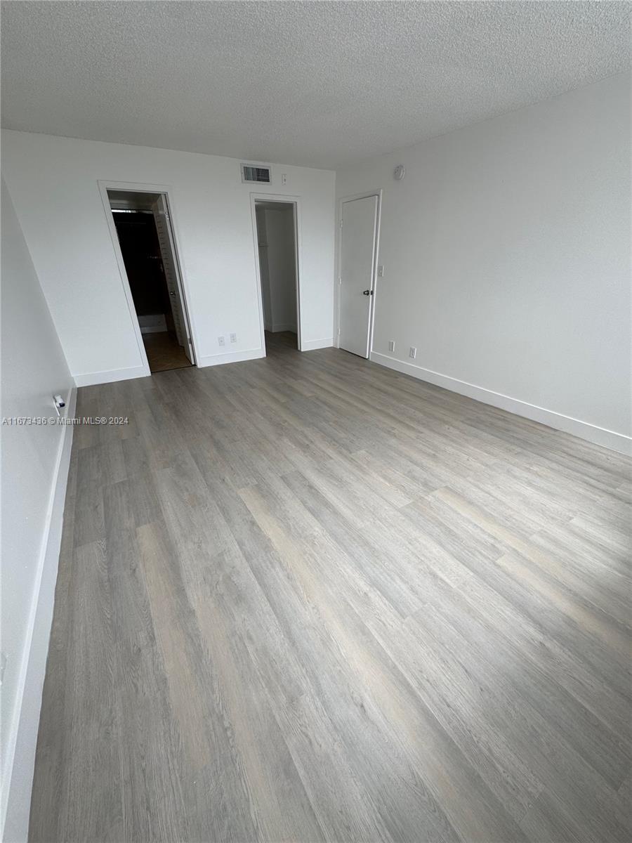 4222 Inverrary Blvd # 4610