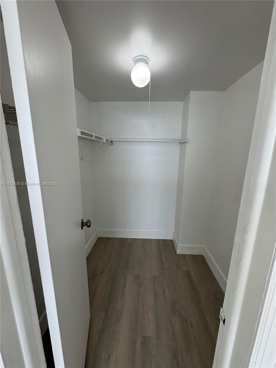4222 Inverrary Blvd # 4610