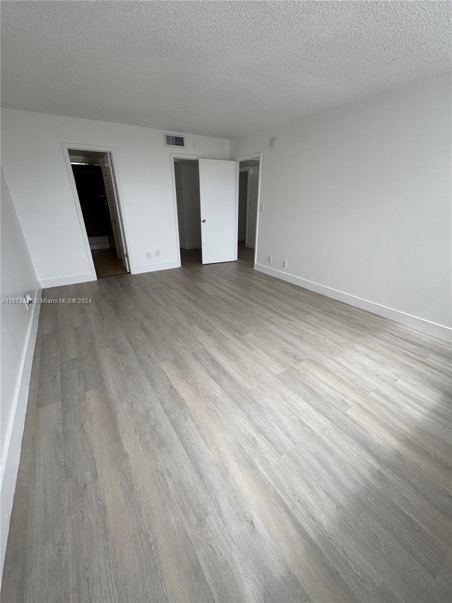 4222 Inverrary Blvd # 4610
