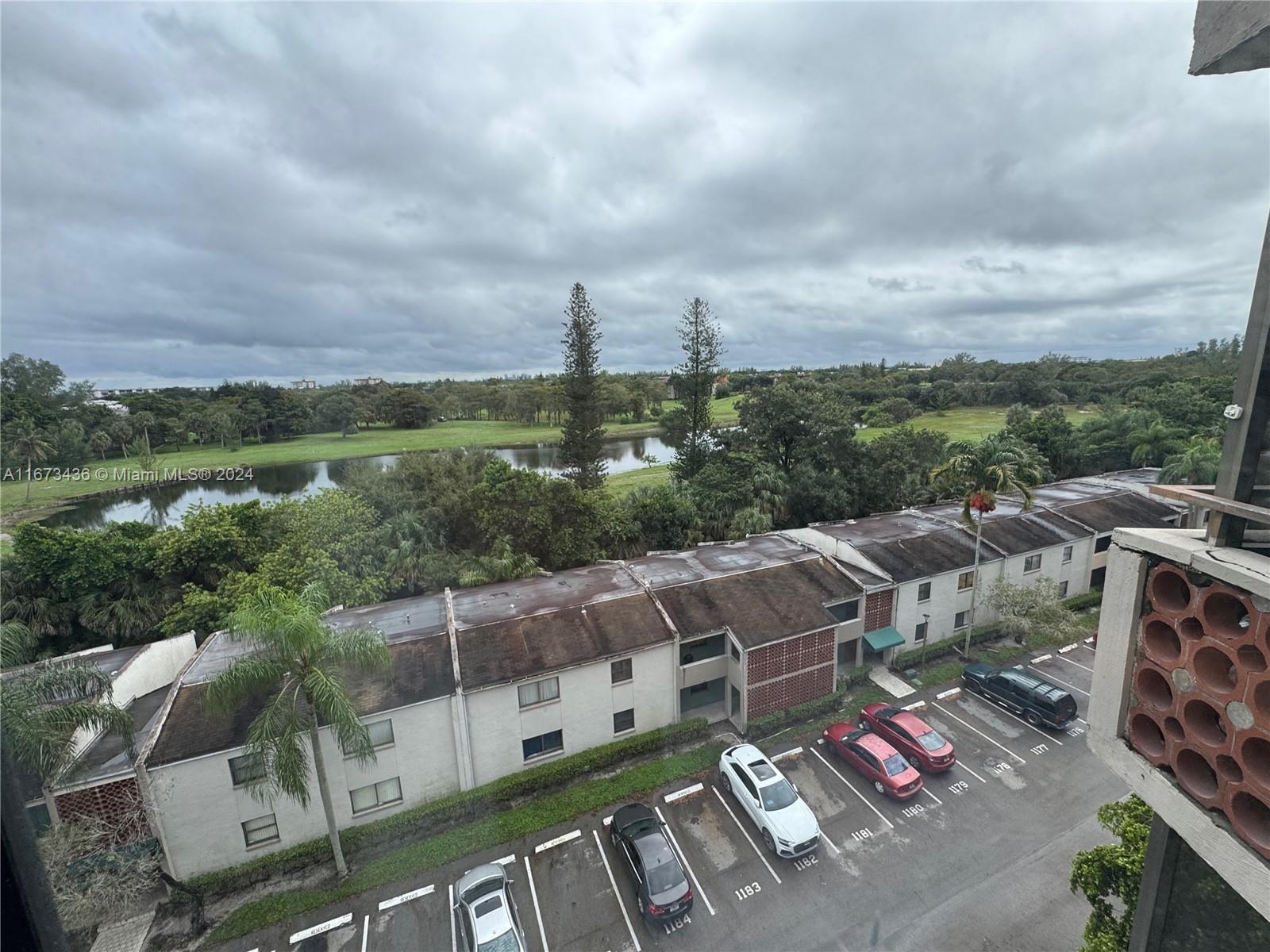 4222 Inverrary Blvd # 4610