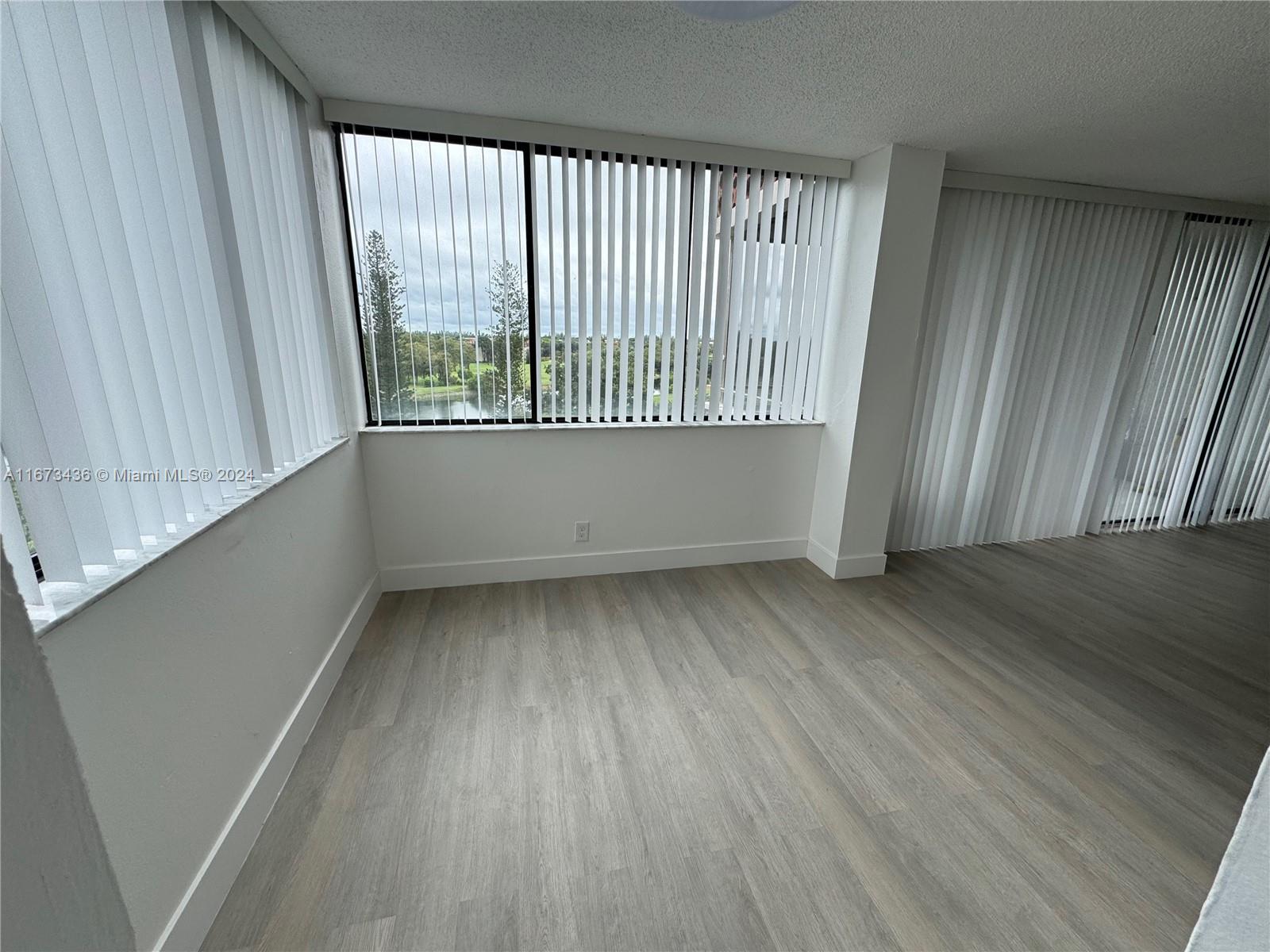 4222 Inverrary Blvd # 4610