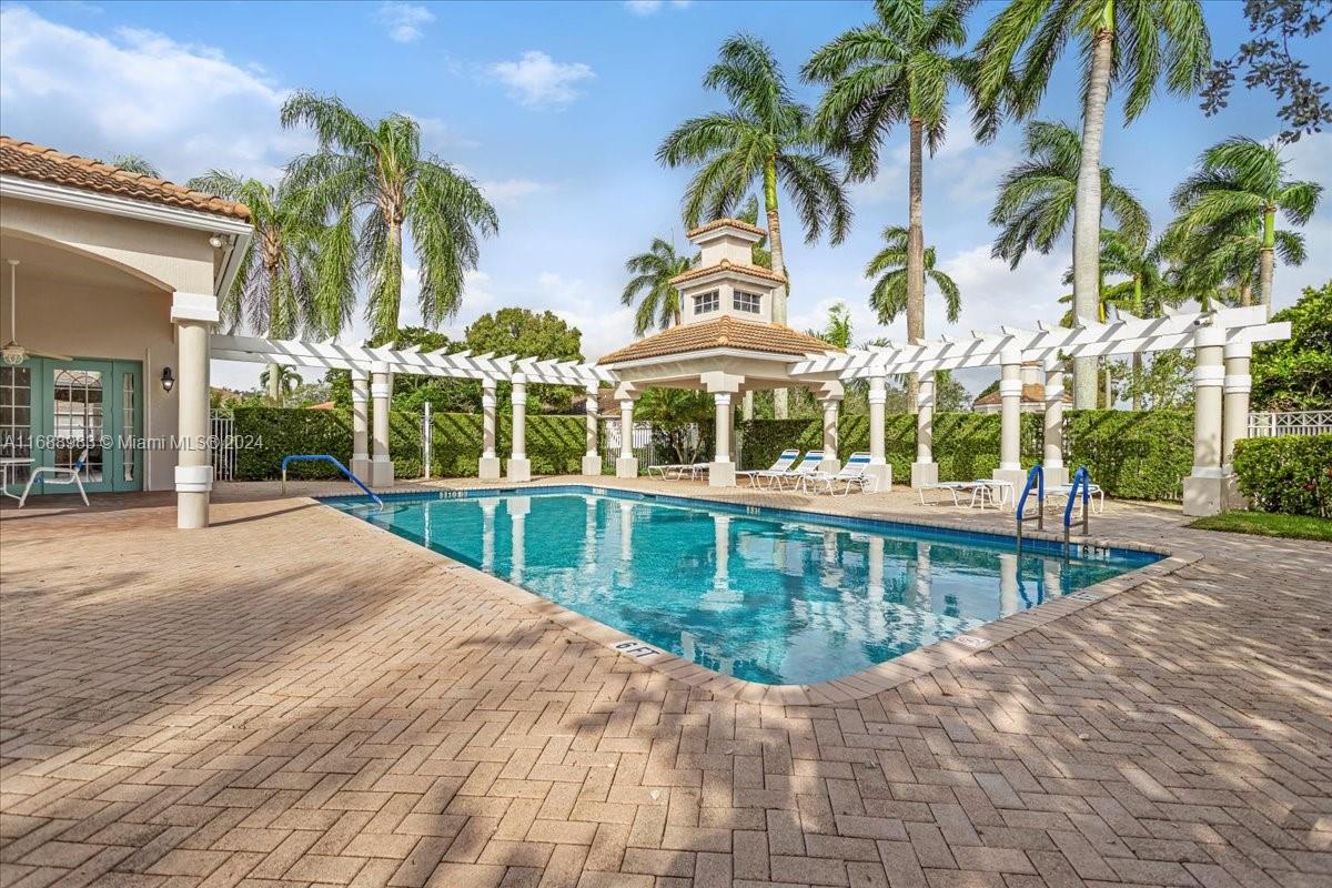 7620 S Aragon Blvd # 1