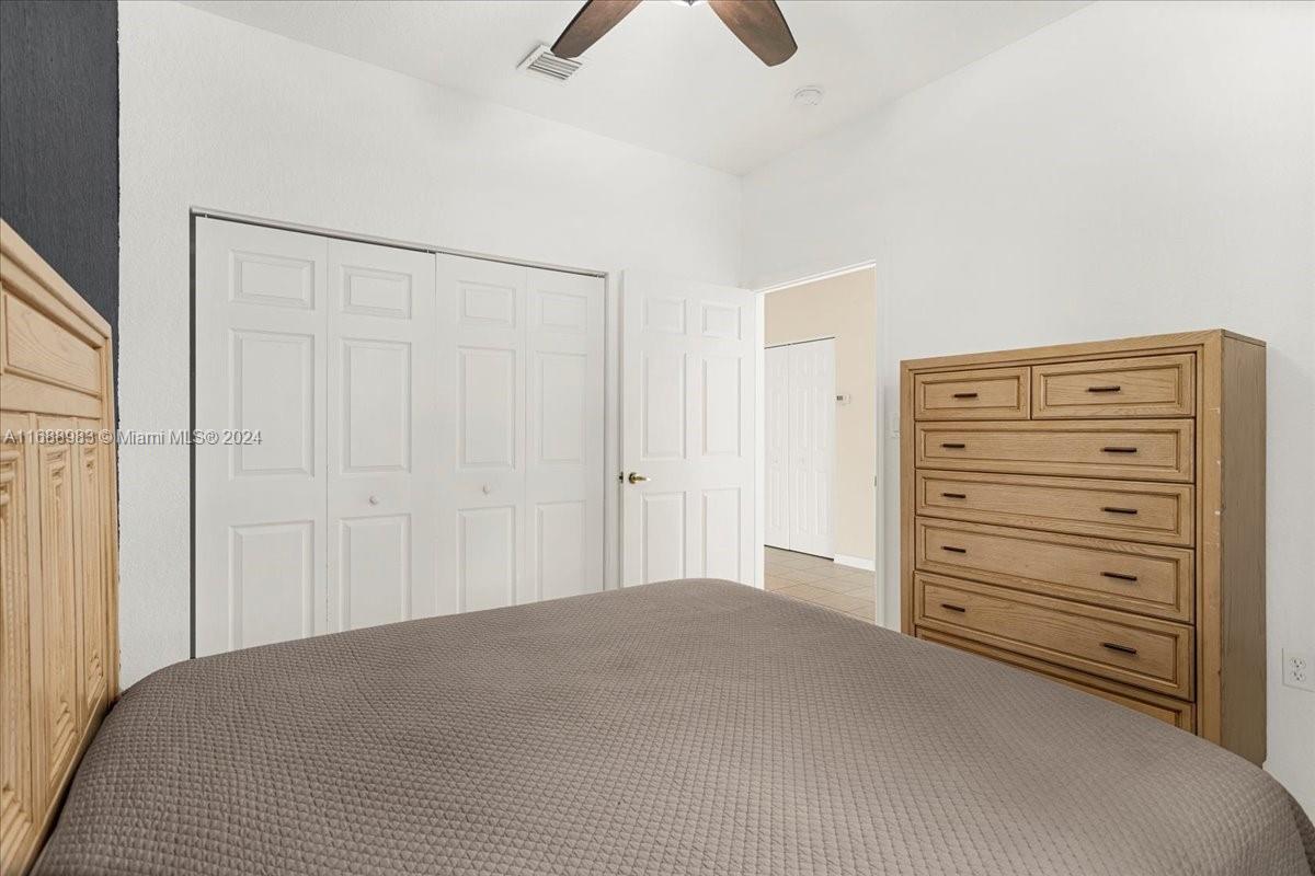 7620 S Aragon Blvd # 1