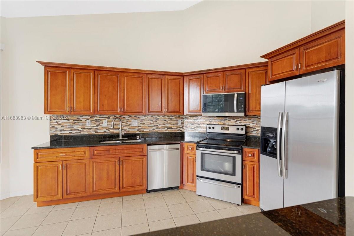 7620 S Aragon Blvd # 1