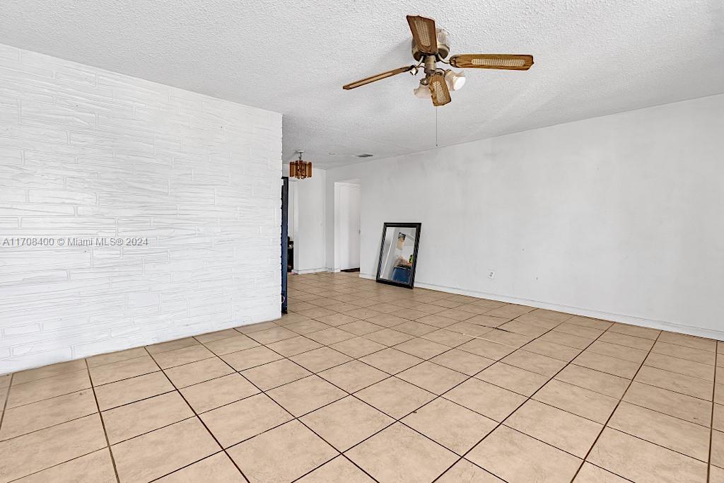 3111 SW 67th Way