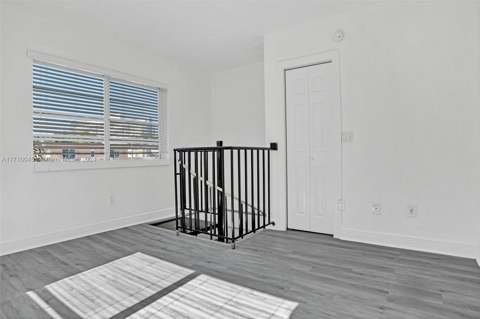 7315 Carlyle Ave # 1