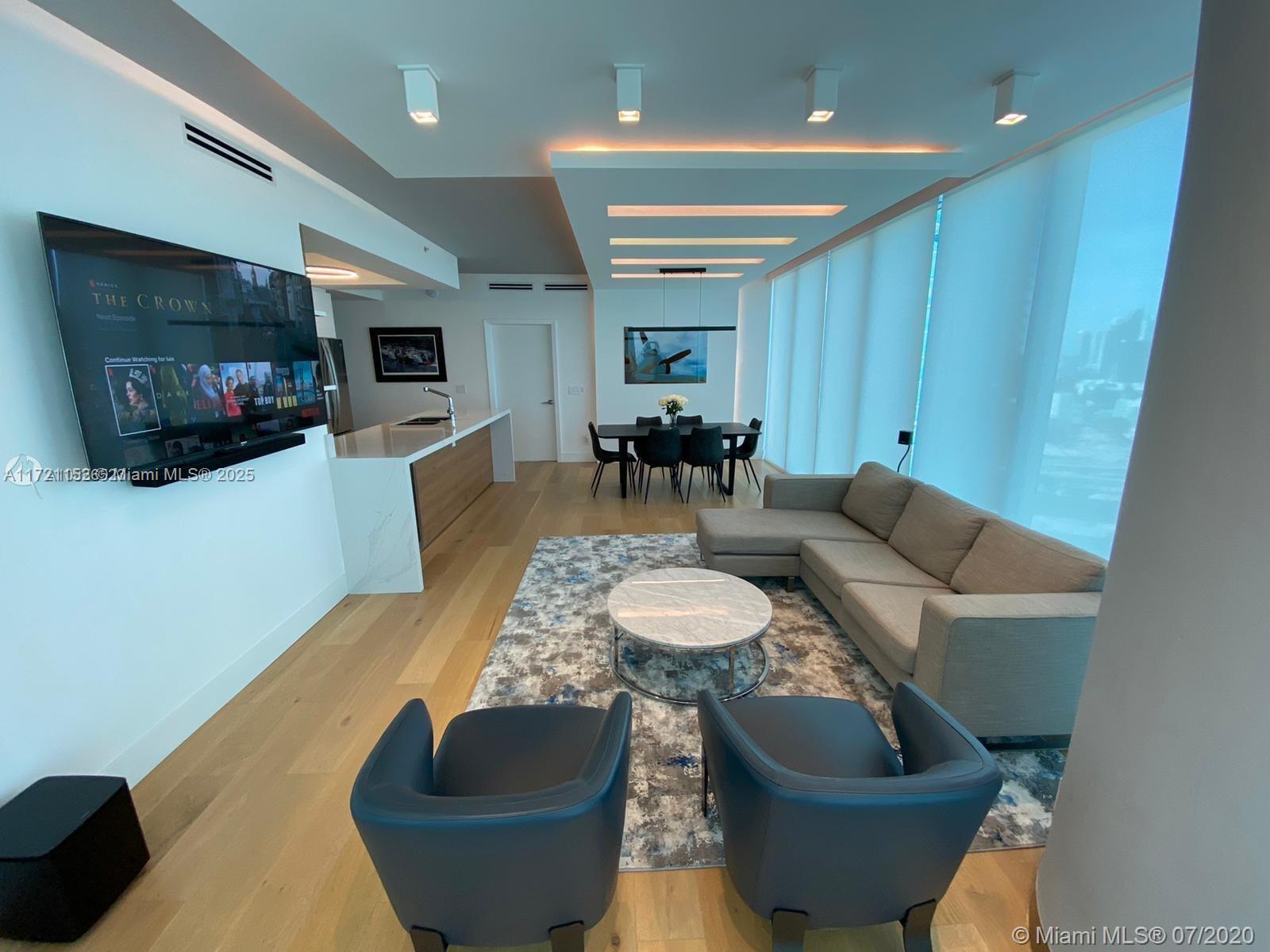 888 Biscayne Blvd # 2308