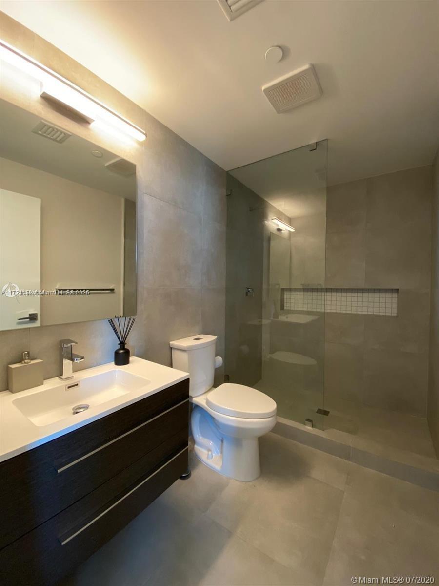 888 Biscayne Blvd # 2308