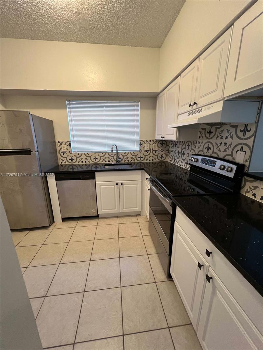 2091 NW 96th Ter # 13N