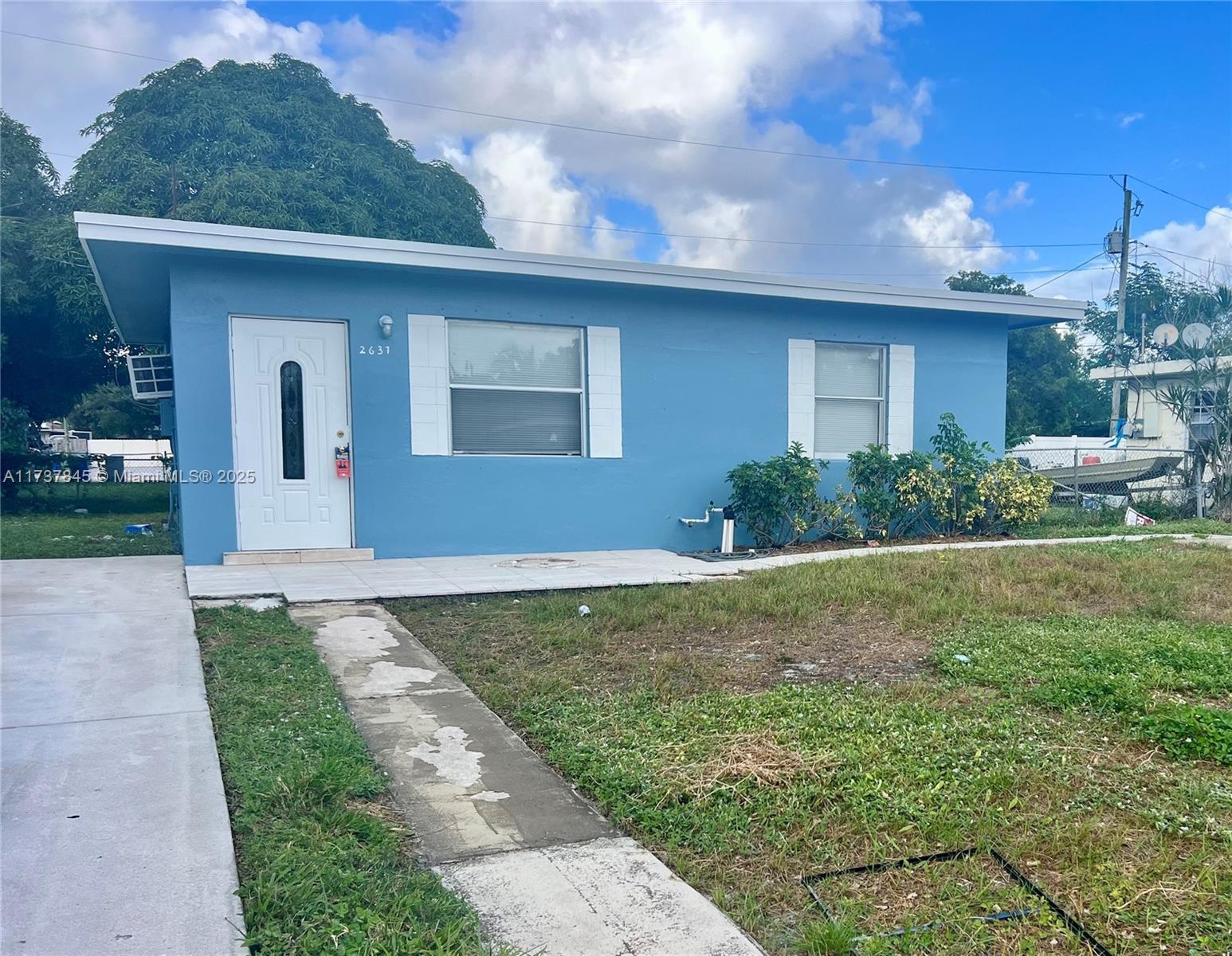 2637 NW 8th Street