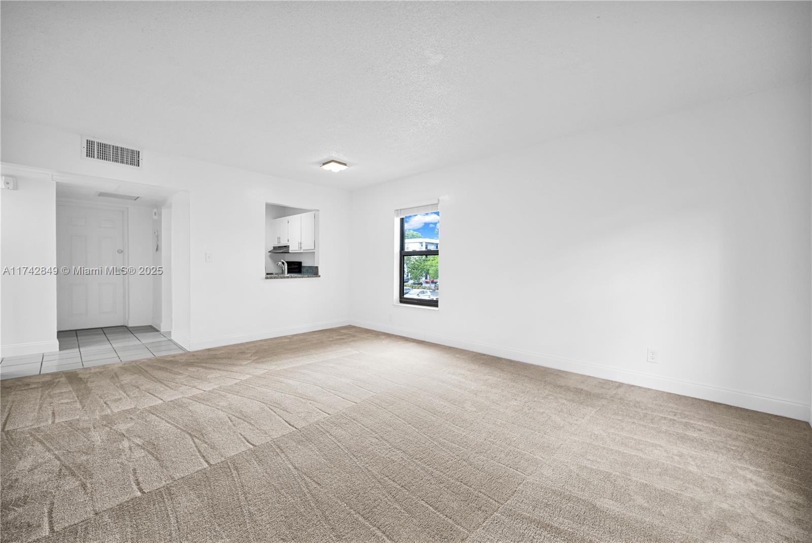 7550 Stirling Rd # V203