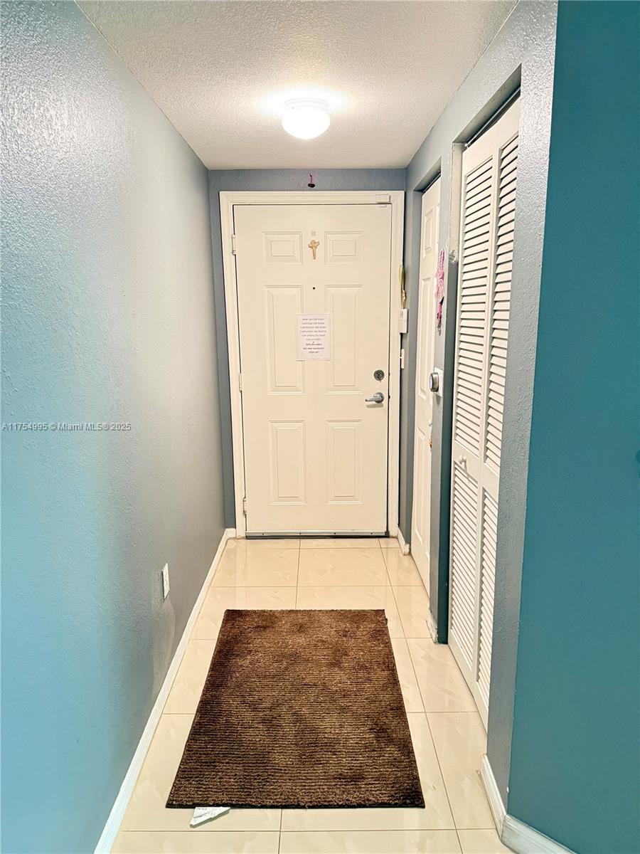 2586 Centergate Dr # 104