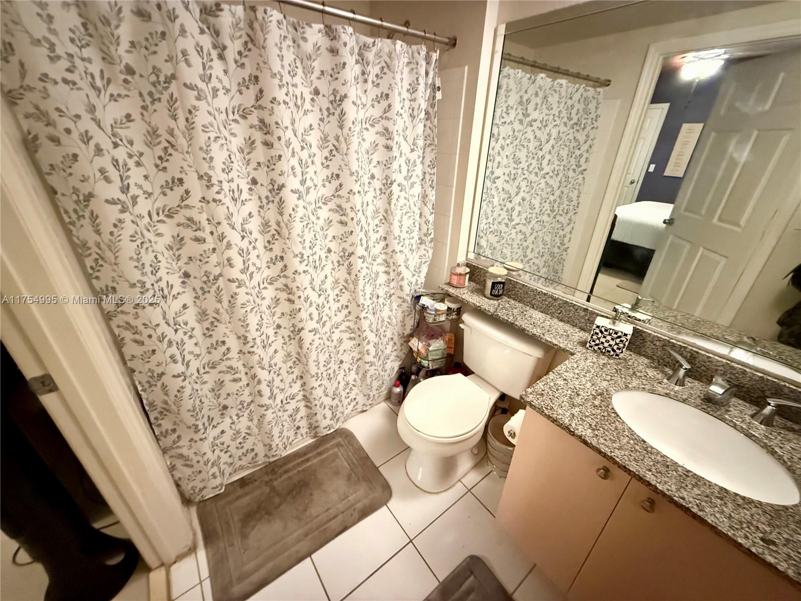 2586 Centergate Dr # 104