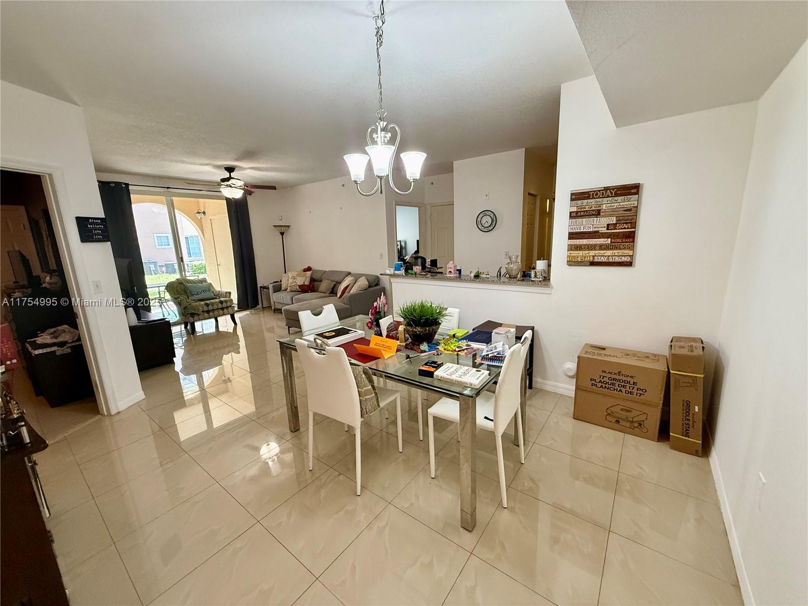 2586 Centergate Dr # 104