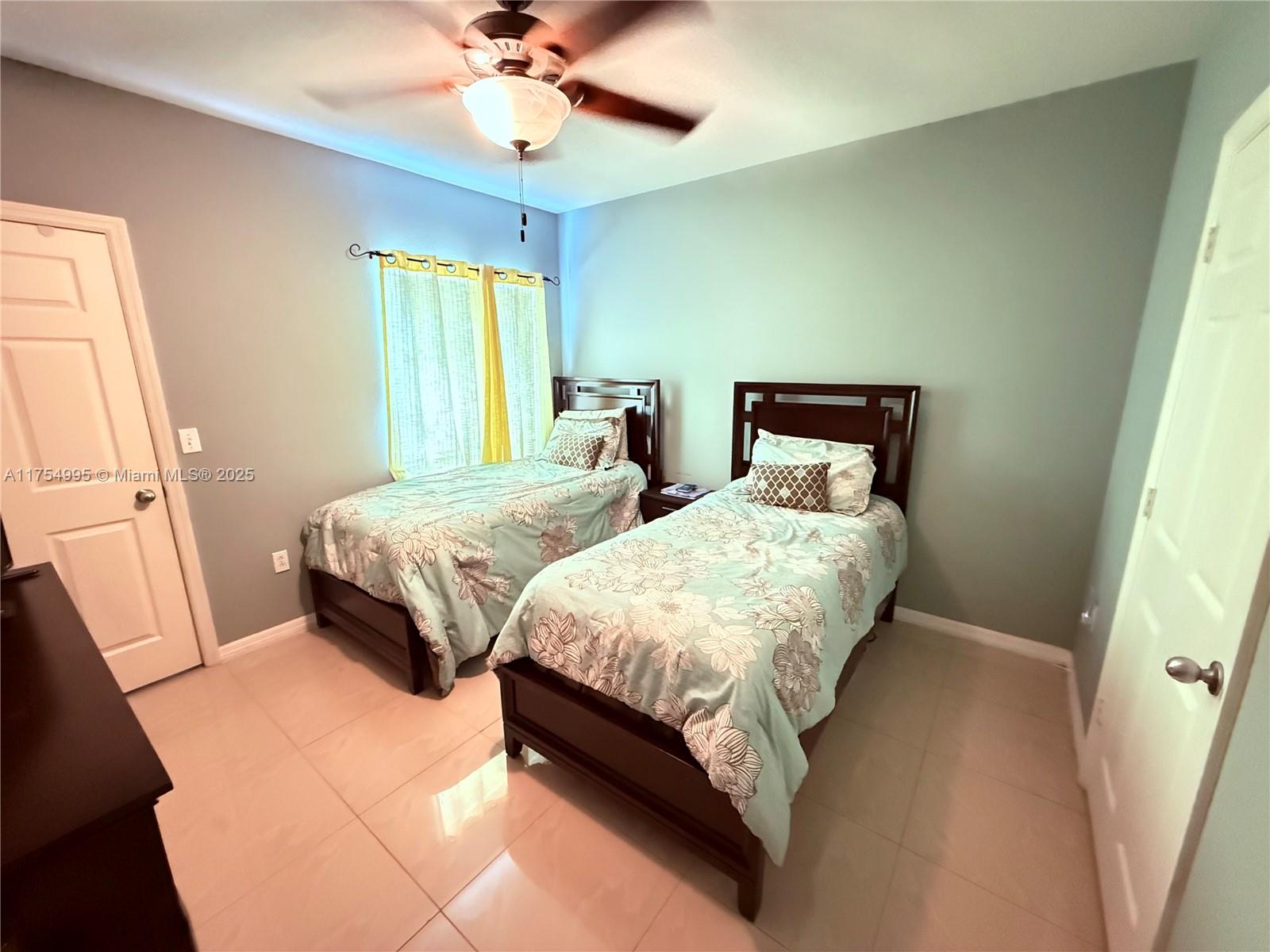 2586 Centergate Dr # 104