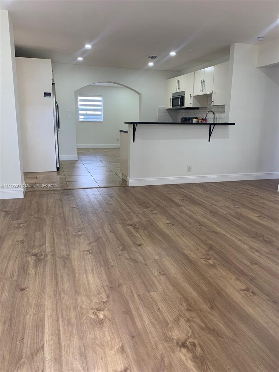 2733 SW 46th Ct # 2733