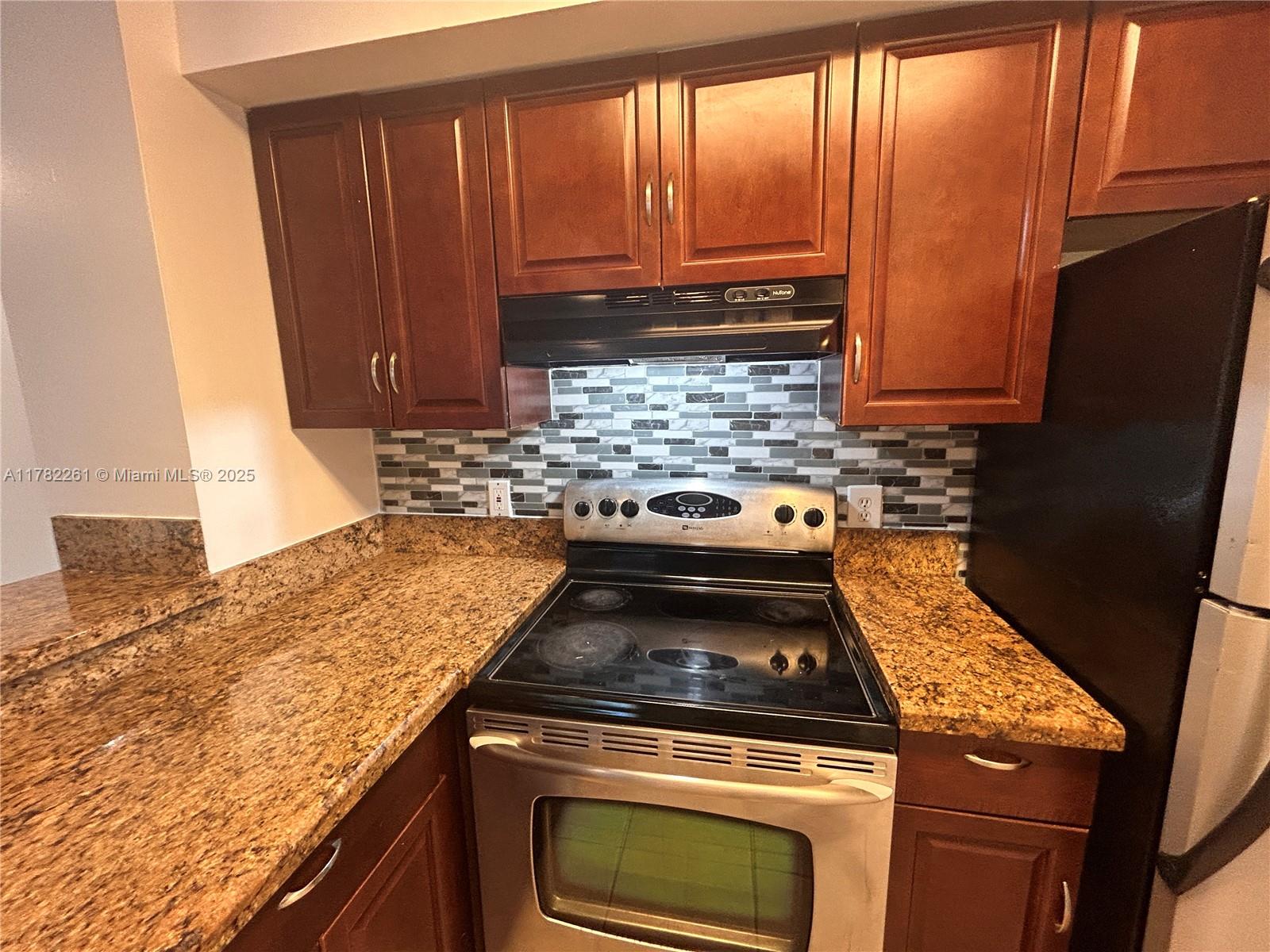 640 S Park Rd # 4 Unit: 28-4