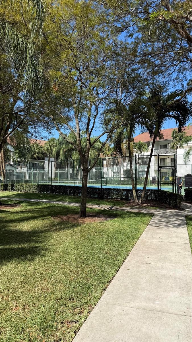 640 S Park Rd # 4 Unit: 28-4