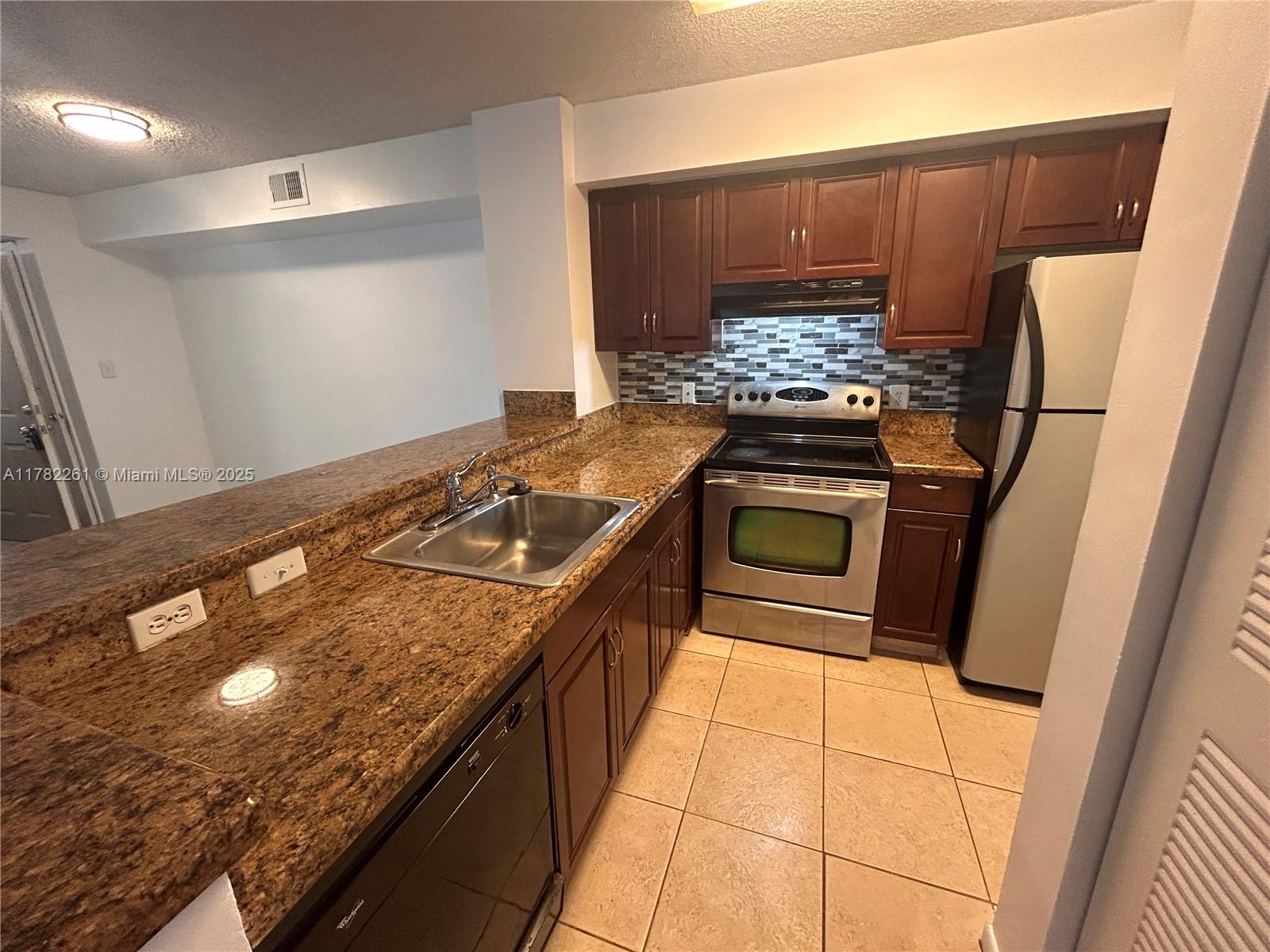 640 S Park Rd # 4 Unit: 28-4