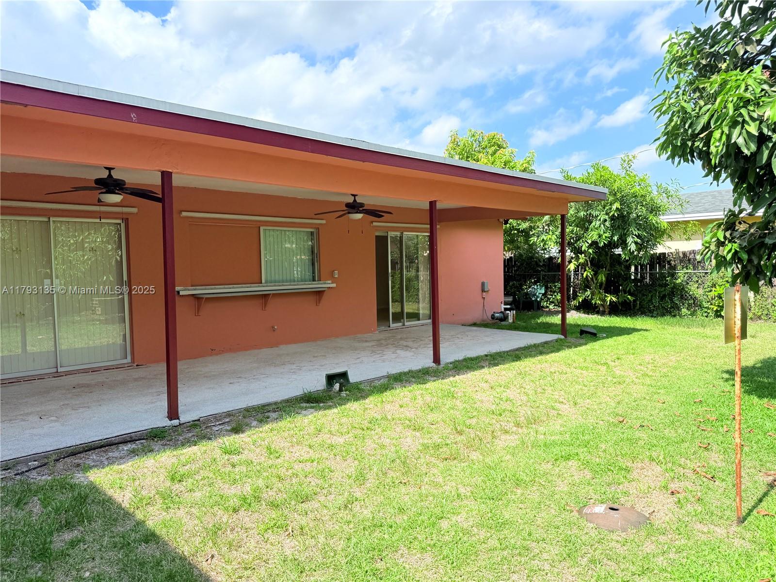 10620 Sunset Strip # 1