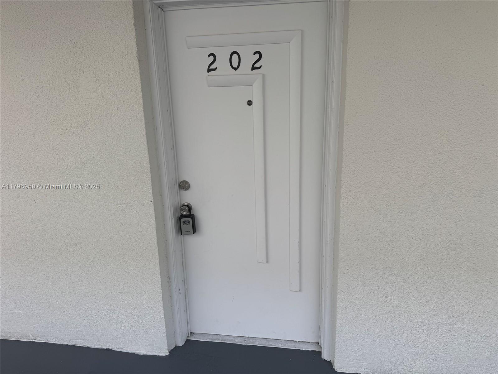 4235 N University Dr # 202