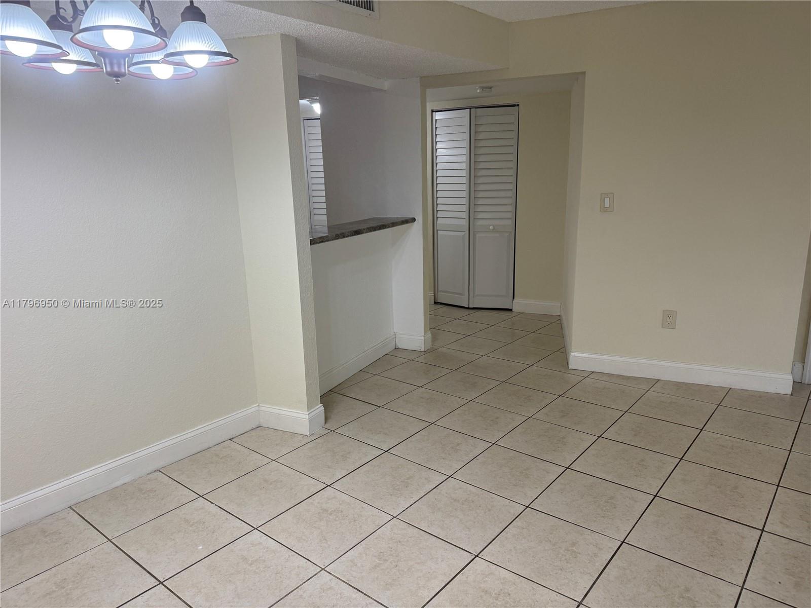 4235 N University Dr # 202