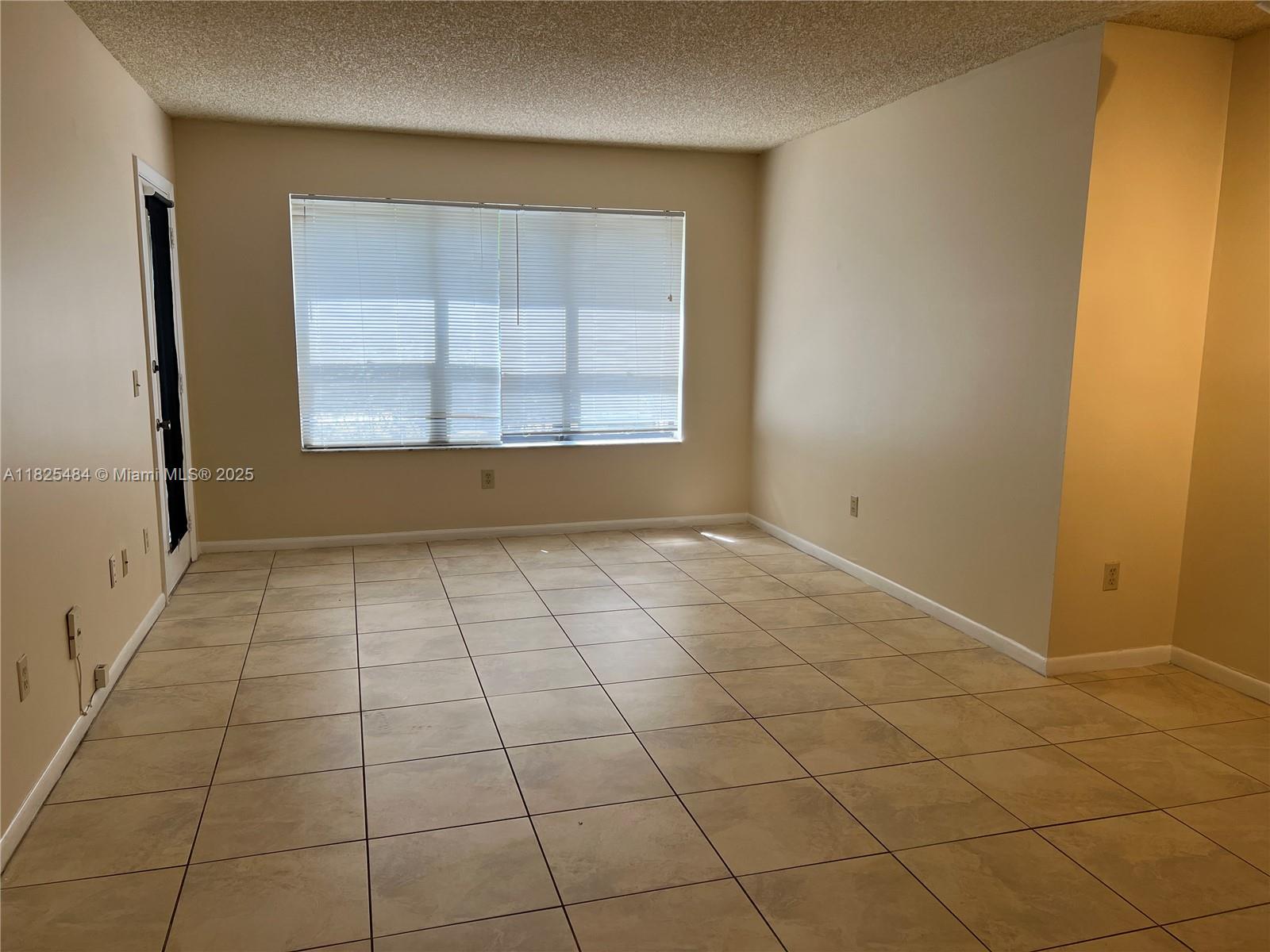 4261 W Mcnab Rd # 23