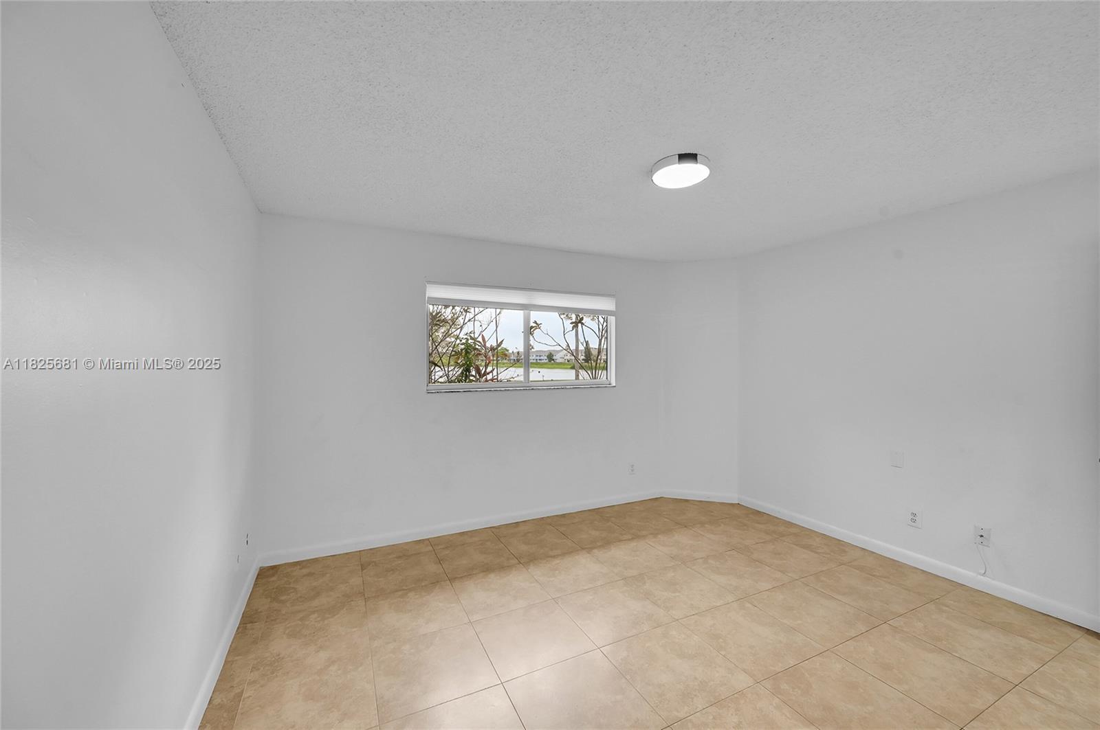 3453 NW 44th St # 107