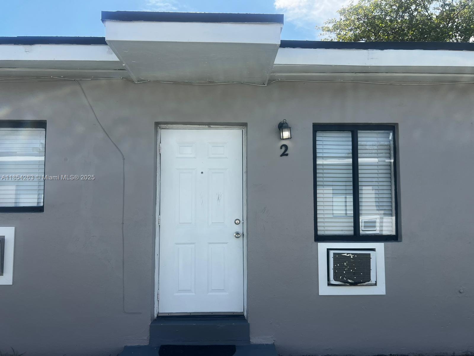 2090 NW 31st St # 2